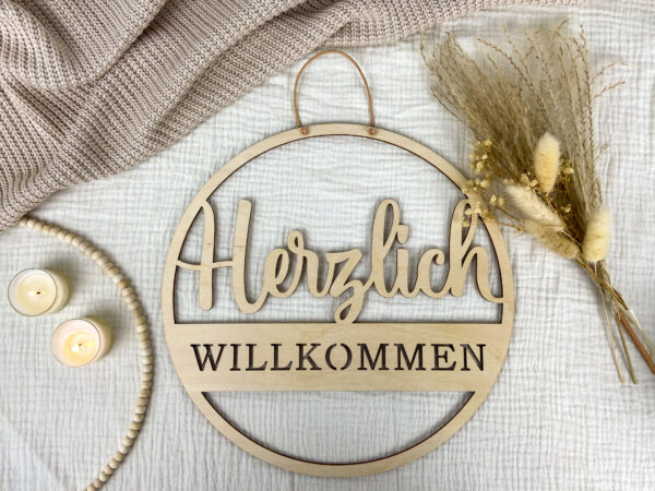 Holzschild "Herzlich Willkommen" | rund | laserschnitt – Bild 4